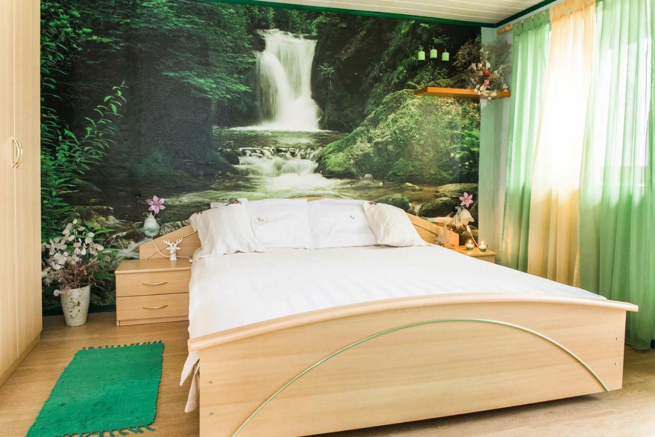 Pocitniska Hisa Pologar Guest House โทลมิน ห้อง รูปภาพ