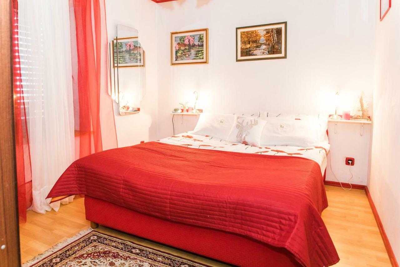Pocitniska Hisa Pologar Guest House โทลมิน ภายนอก รูปภาพ