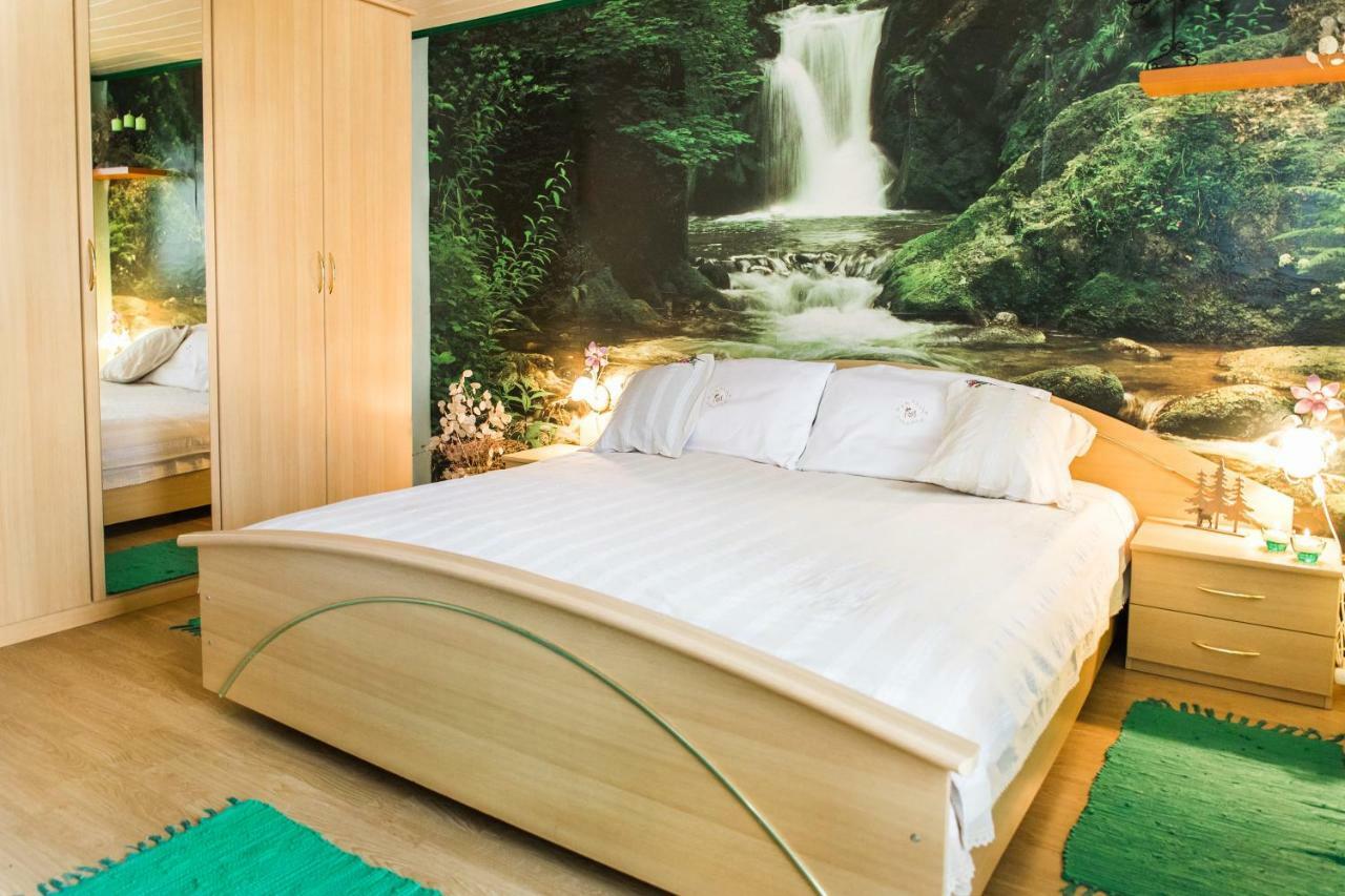 Pocitniska Hisa Pologar Guest House โทลมิน ภายนอก รูปภาพ